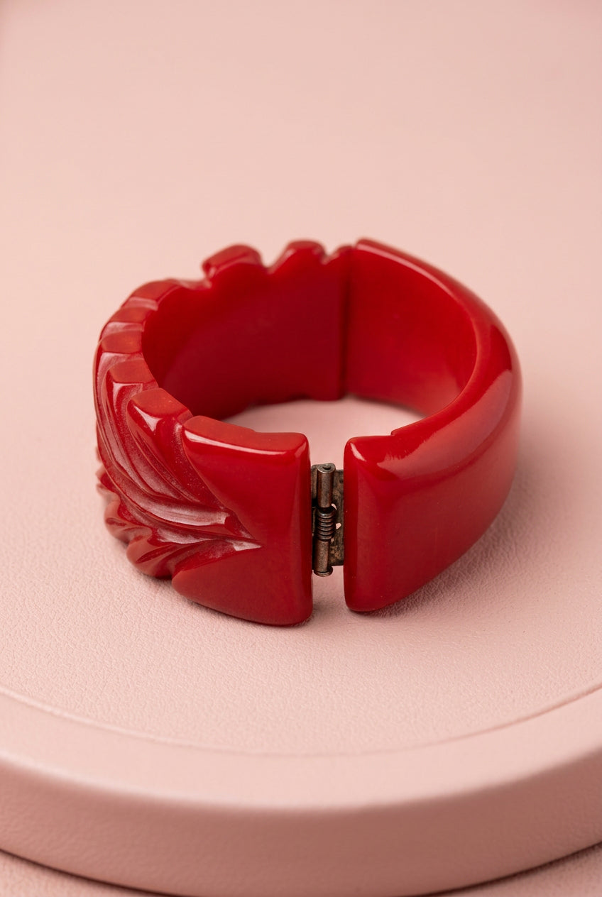 Bakelite Hinged Clamper Bracelet