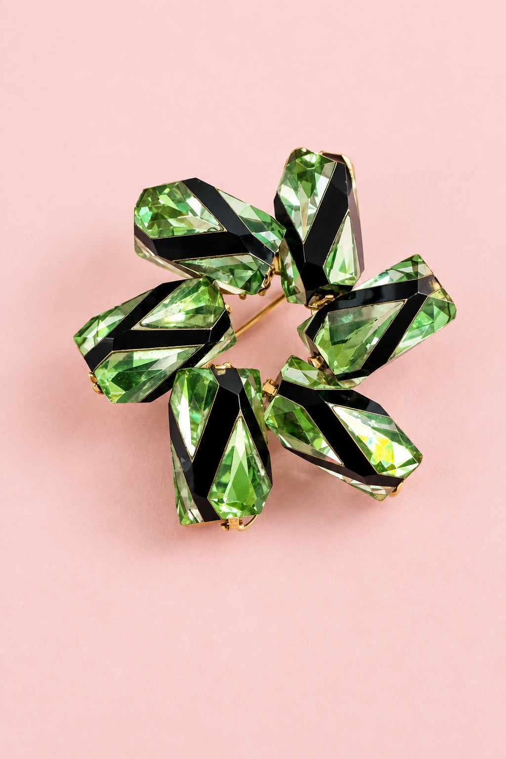 Very Resplendent Hallmarked Vendome Brooch