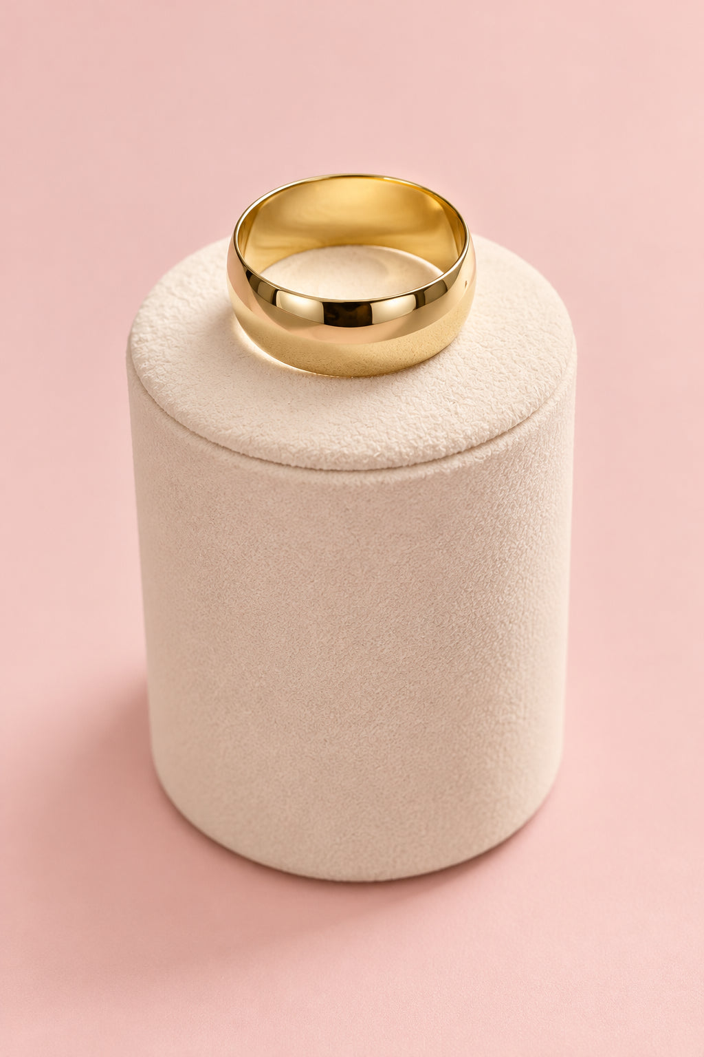 Galerie Sculpture: Polished 10k Band