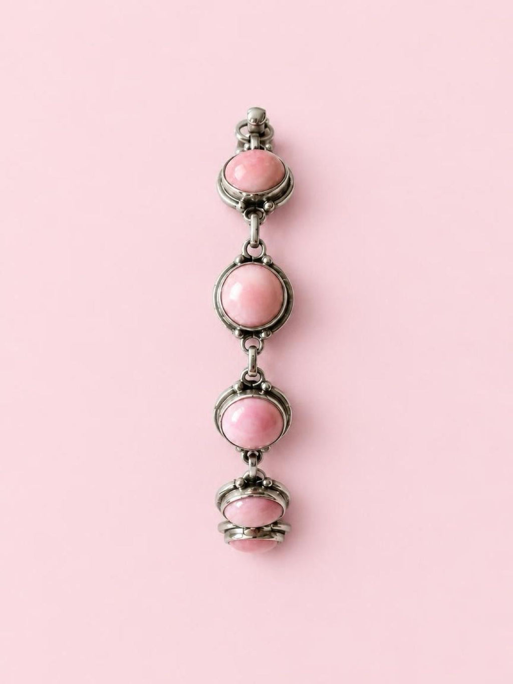 Gorgeous shade of pink conch shell - Sterling bracelet