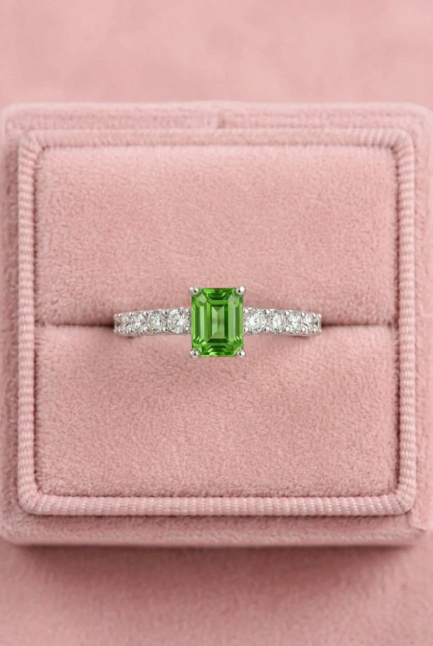 Peridot Crystal Pretty Costume Ring