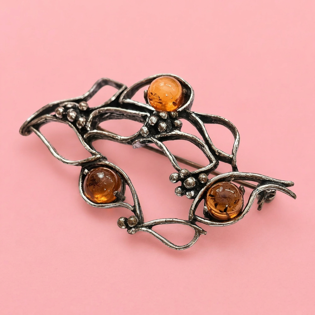Stylish 925 Baltic Amber Brooch